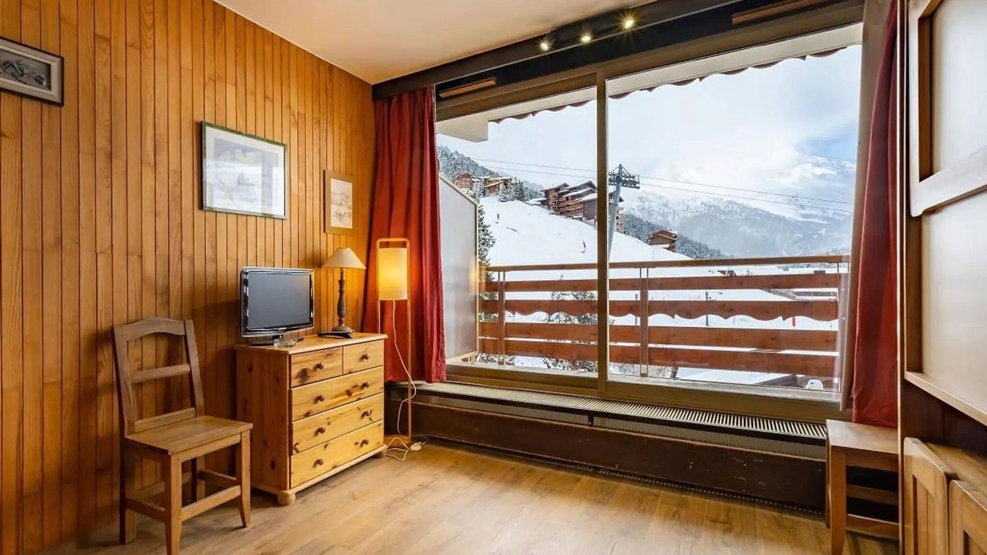 Studio Confortable A Meribel Mottaret, Proche Pistes, Avec Casier A Skis - Fr-1-355-138 0*,  France