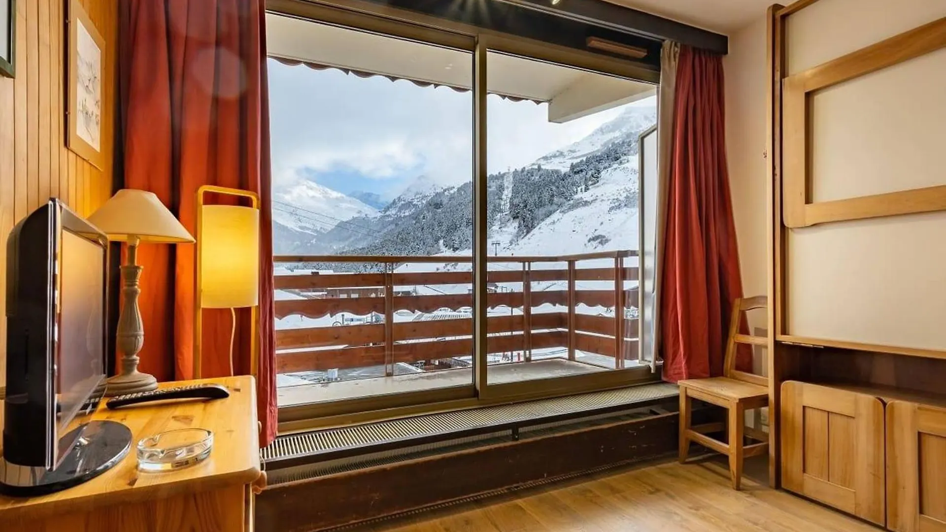 Studio Confortable A Meribel Mottaret, Proche Pistes, Avec Casier A Skis - Fr-1-355-138 0*,