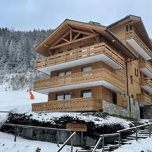  Apartment Centre La Chaudanne, Real In And Out, 3 Bedrooms 2 Bathrooms Newly Renovated, L'eperviere